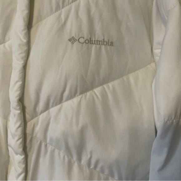 Columbia Women's Sportswear Co Quilted Jacket with Fur Trim Hood XL White - Picture 3 of 16